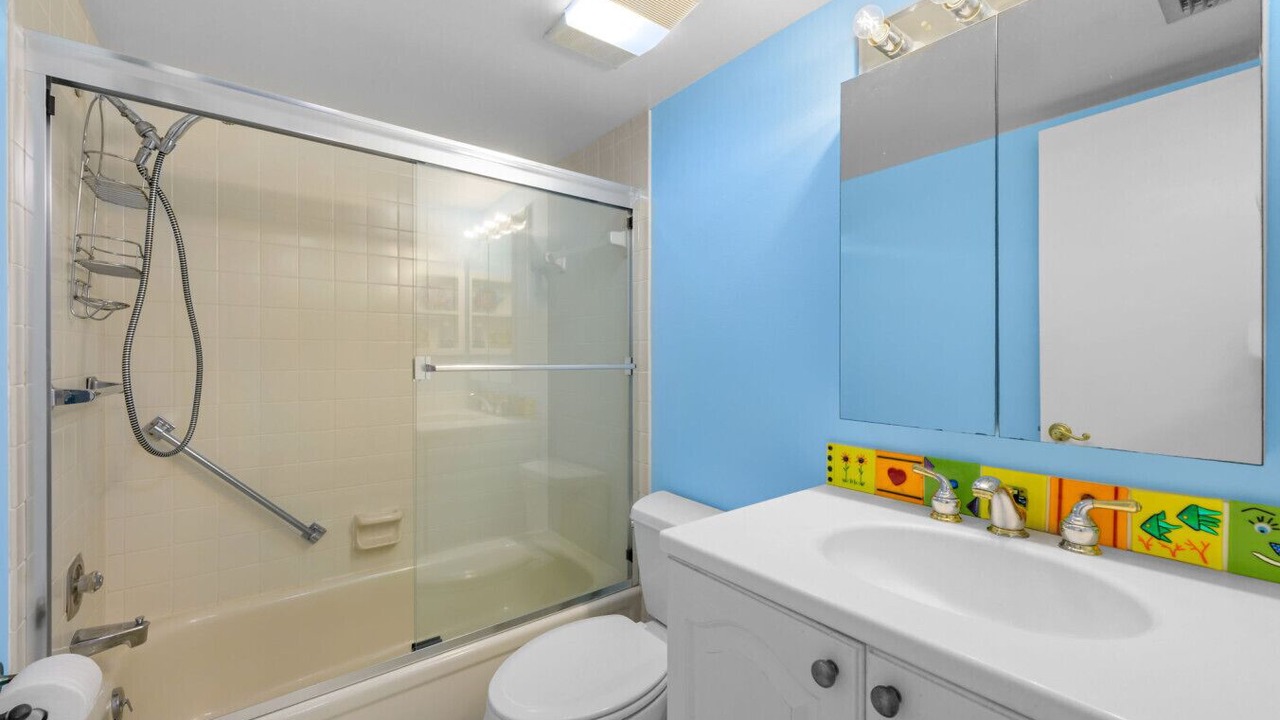 Photo of Bathroom in Casa del Mar