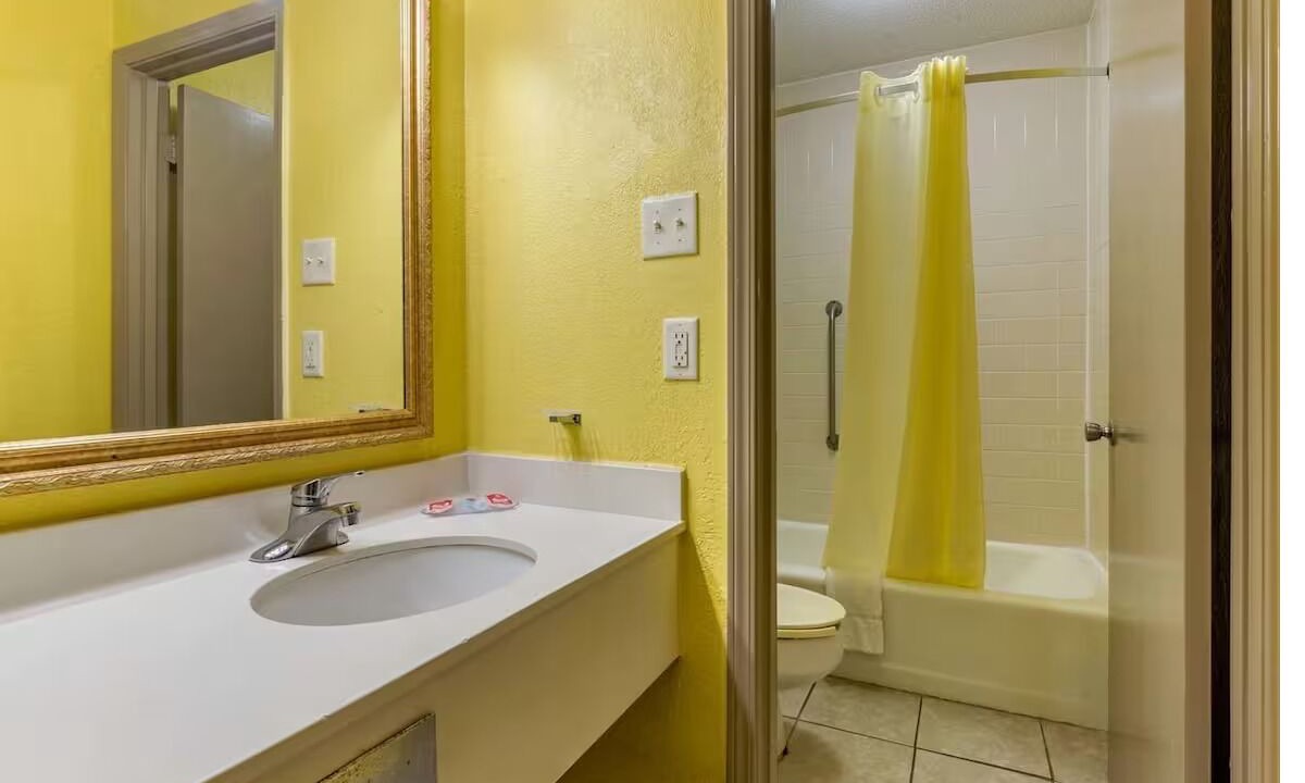 Photo of Bathroom in Douglas