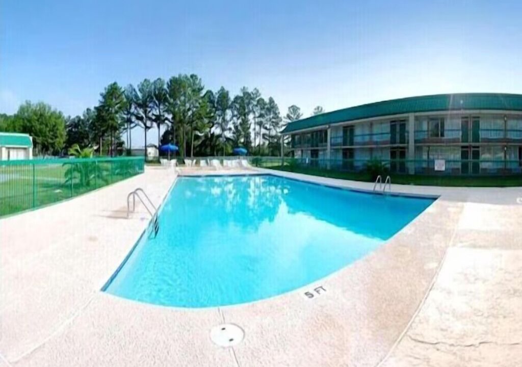 Photo of Outdoor in Douglas