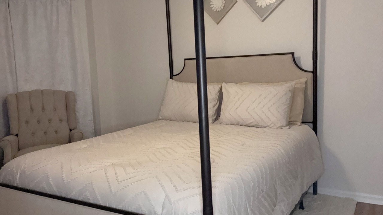 Photo of Bedroom in Winter Haven