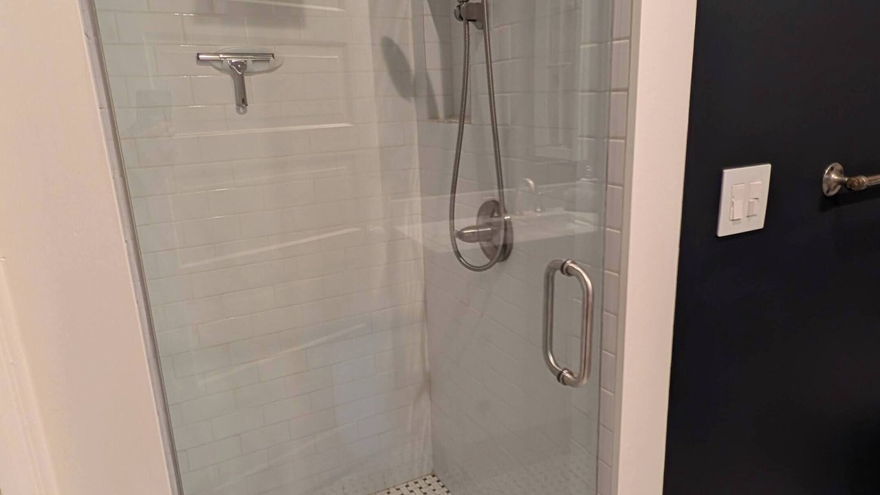 Photo of Bathroom in Abbeville