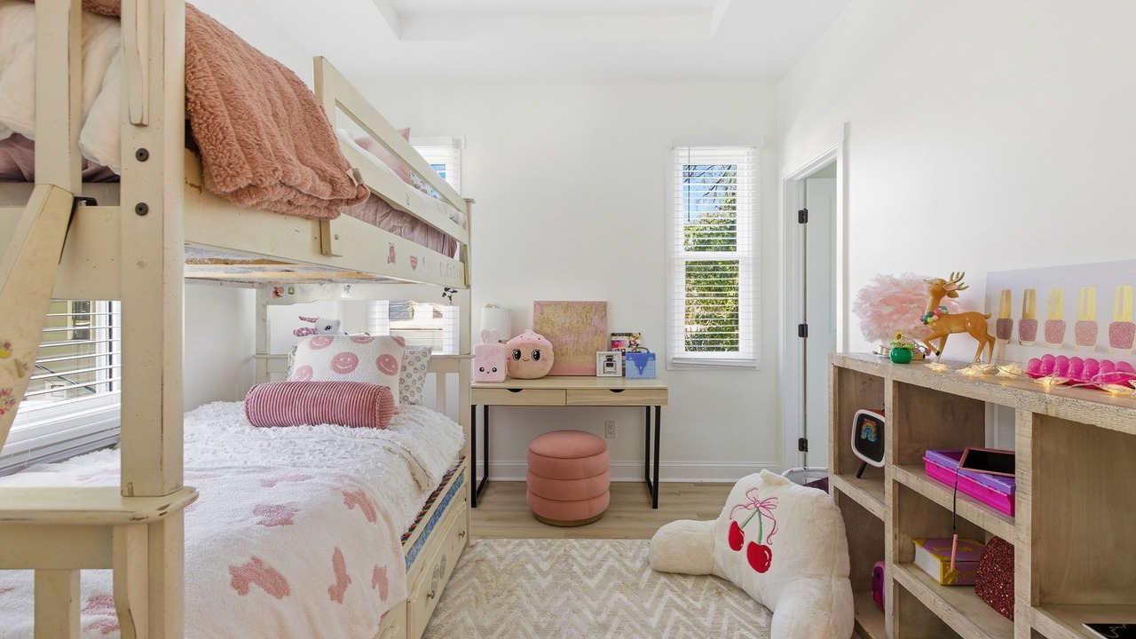 Photo of Bedroom in Thomas Square
