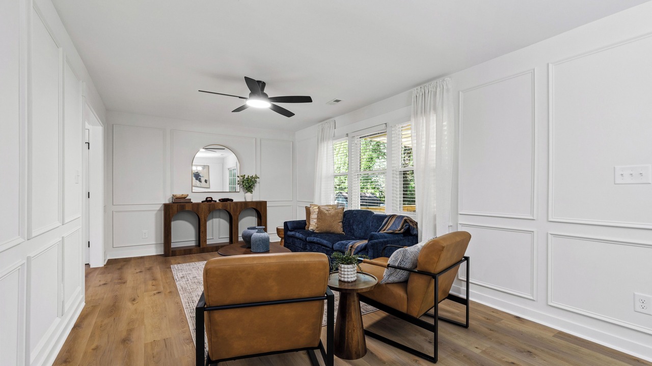 Photo of Livingroom in North Raleigh
