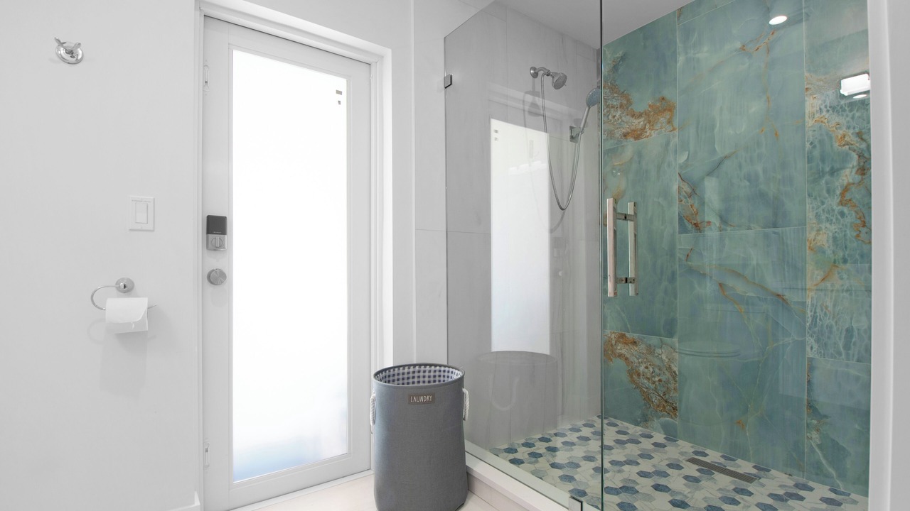 Photo of Bathroom in Isles of Capri