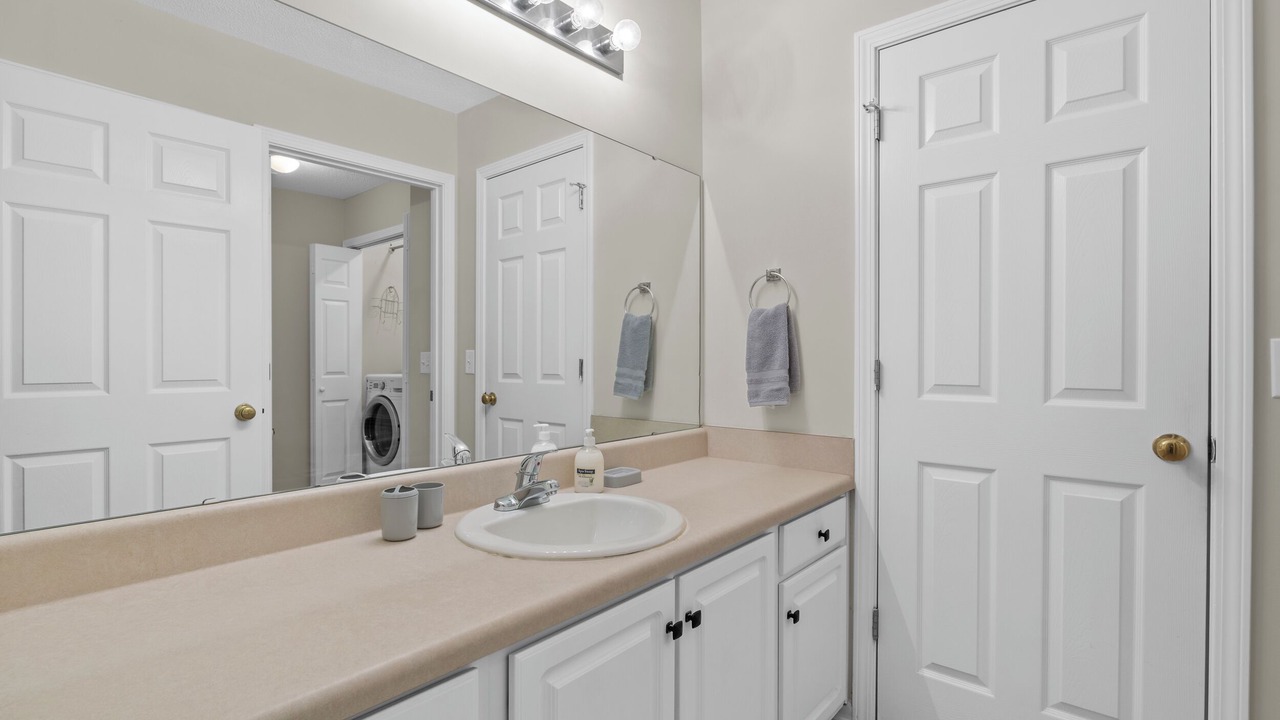 Photo of Bathroom in Chapin
