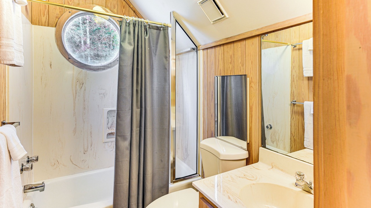 Photo of Bathroom in Marietta