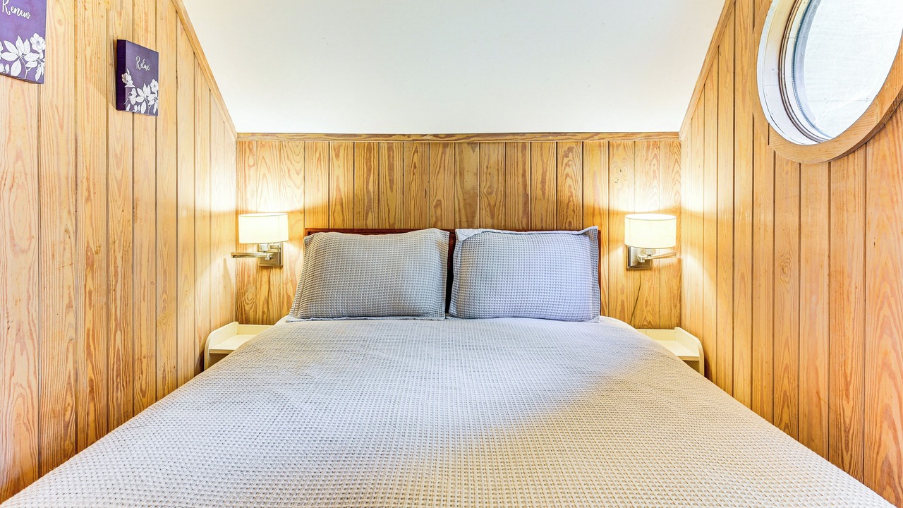 Photo of Bedroom in Marietta