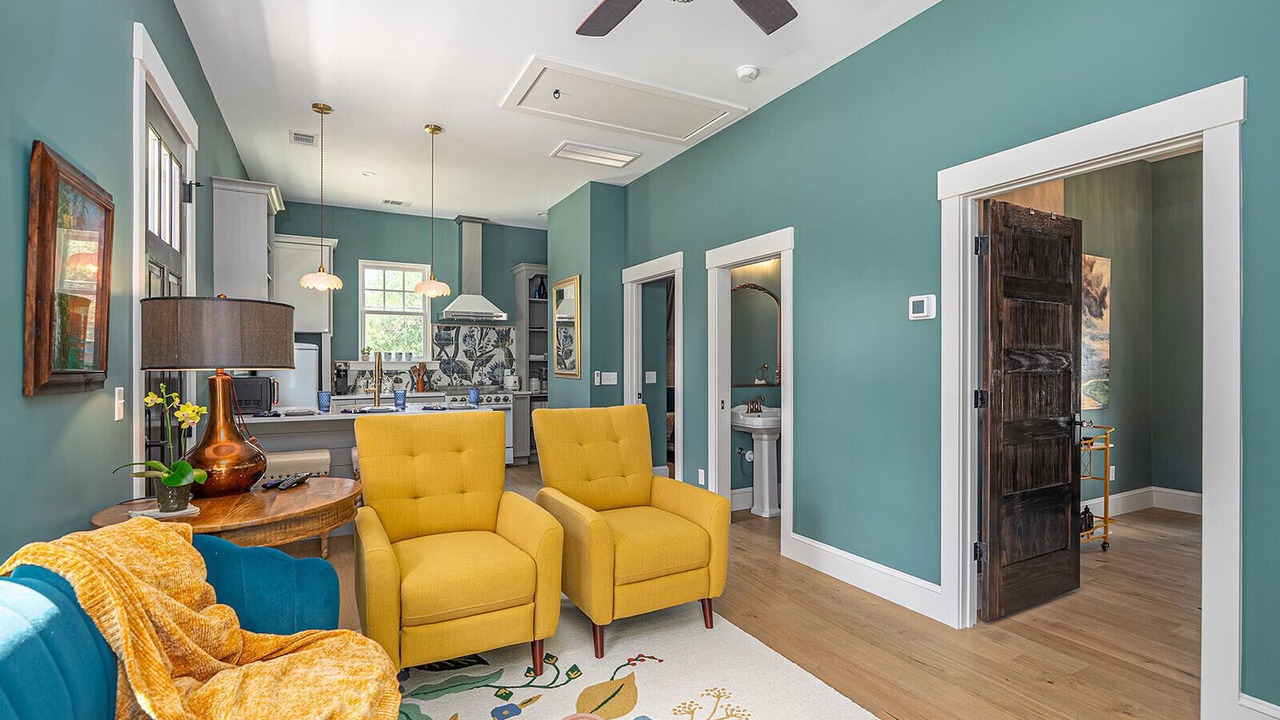 Photo of Livingroom in Metropolitan