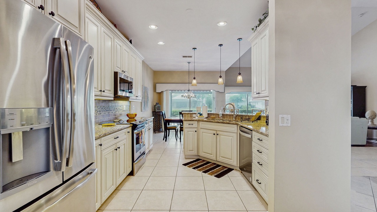 Photo of Kitchen in Falcons Glen