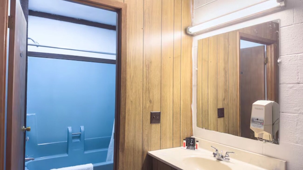 Photo of Bathroom in Spencer