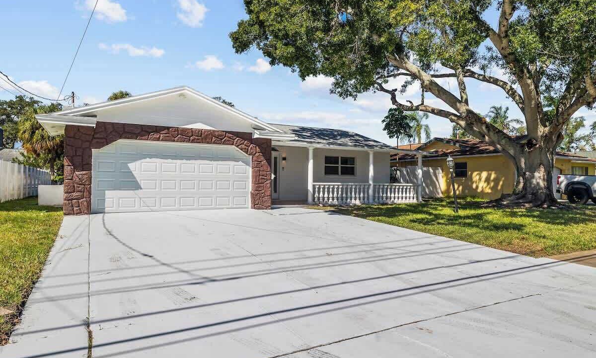 Photo of Outdoor in Shore Acres