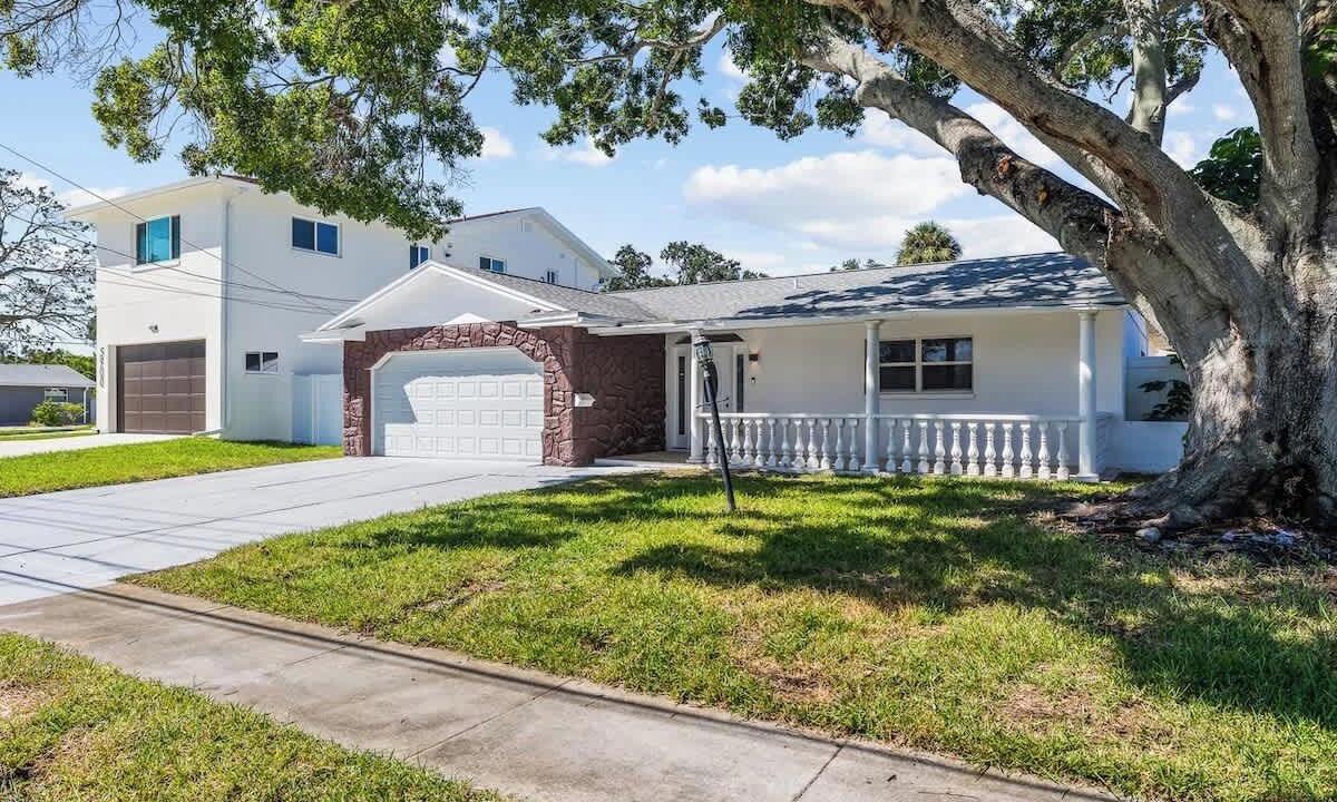 Photo of Outdoor in Shore Acres