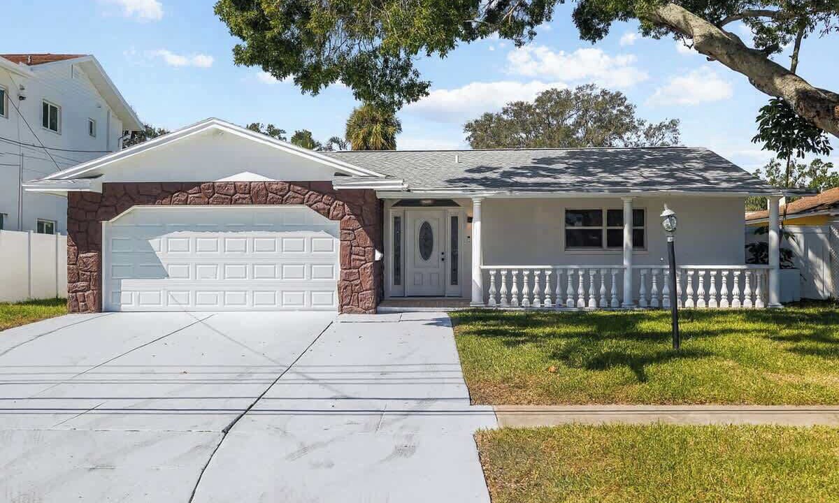 Photo of Outdoor in Shore Acres