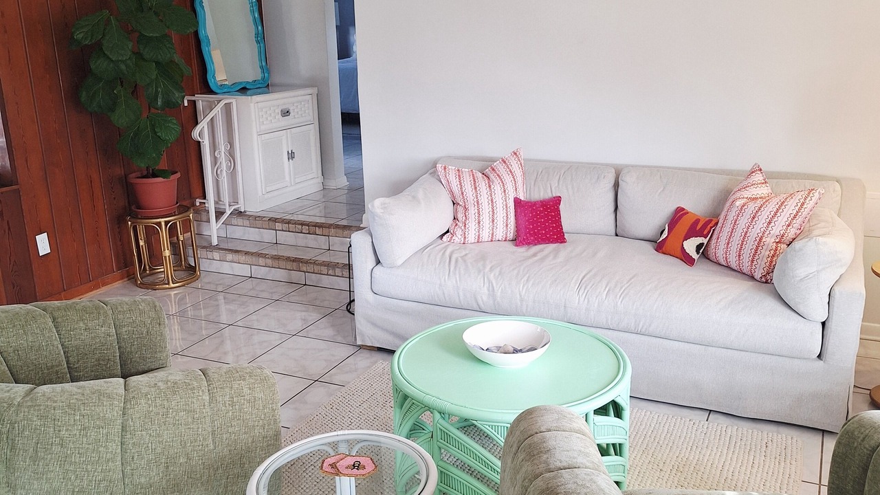 Photo of Livingroom in Sebastian Highlands