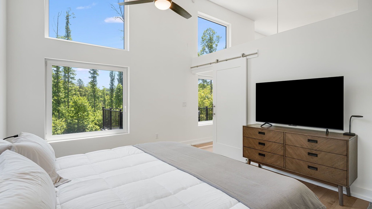 Photo of Bedroom in Lake Toxaway