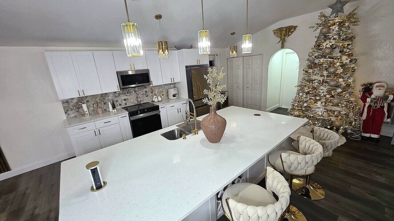 Photo of Kitchen in Land O' Lakes