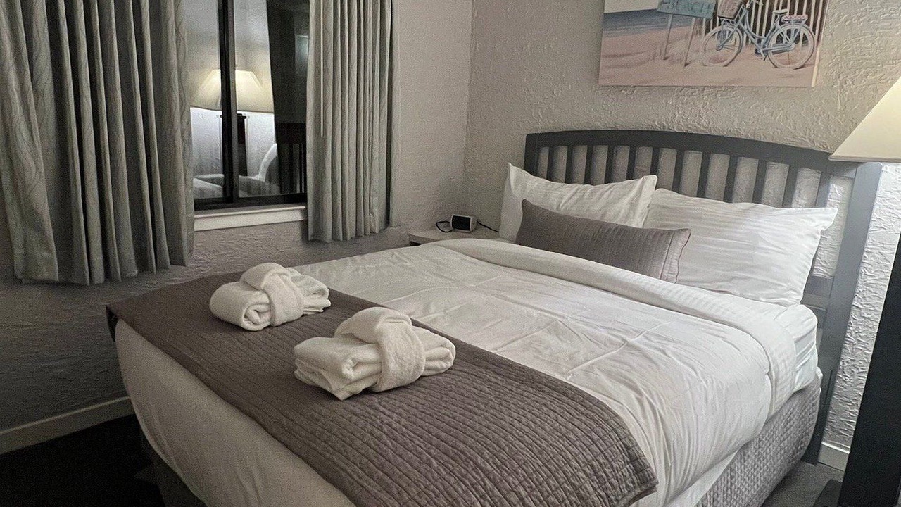 Photo of Bedroom in North Forest Beach