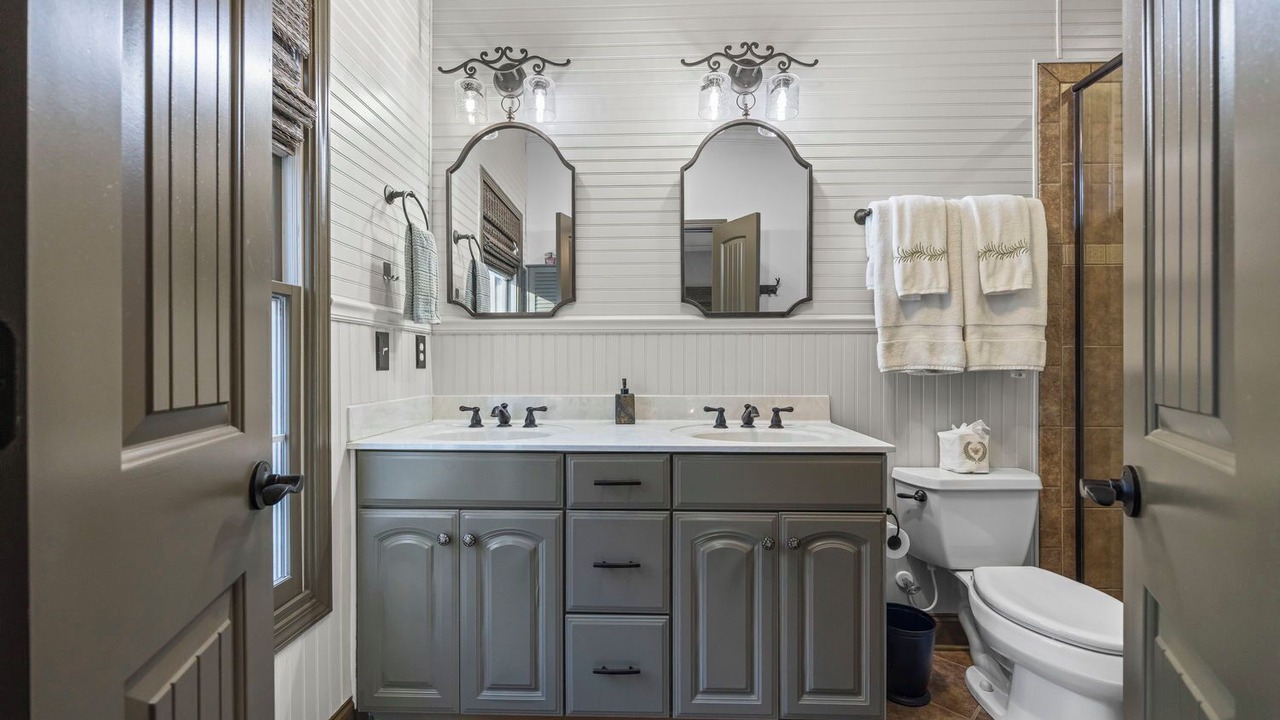 Photo of Bathroom in Martin