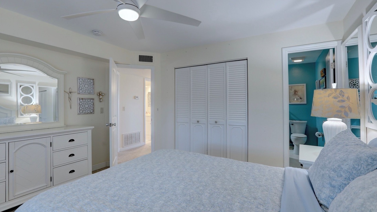 Photo of Bedroom in Indian River Shores