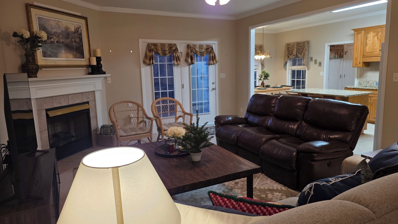 Photo of Livingroom in Modoc Shores