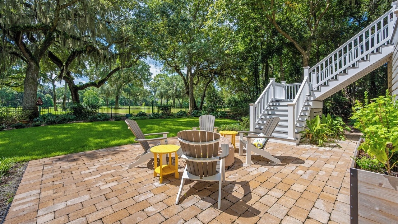 Photo of Patio Balcony in Debordieu Colony