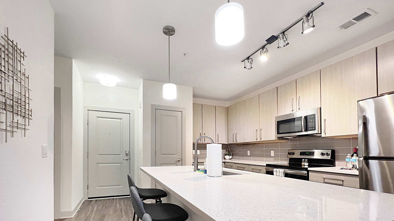 Photo of Kitchen in Carver City - Lincoln Gardens