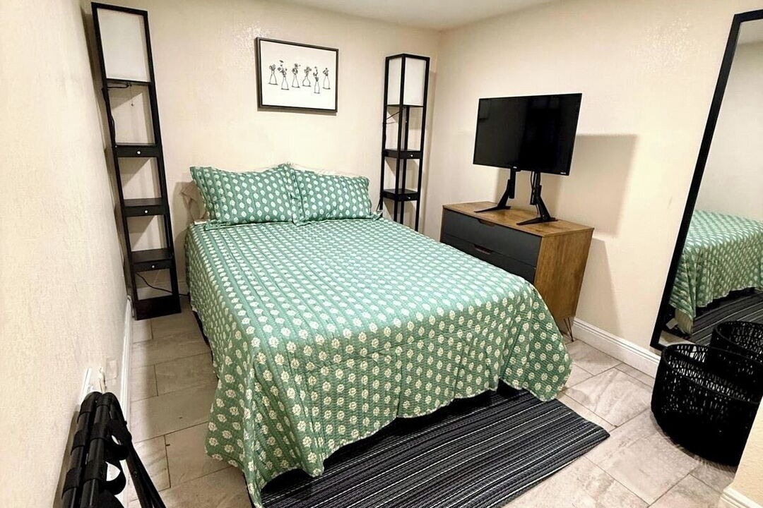 Photo of Bedroom in St. Petersburg - Clearwater