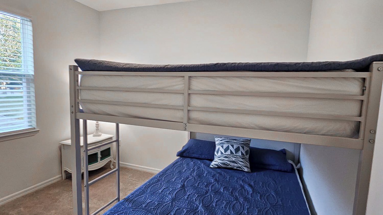 Photo of Bedroom in Sebastian Highlands