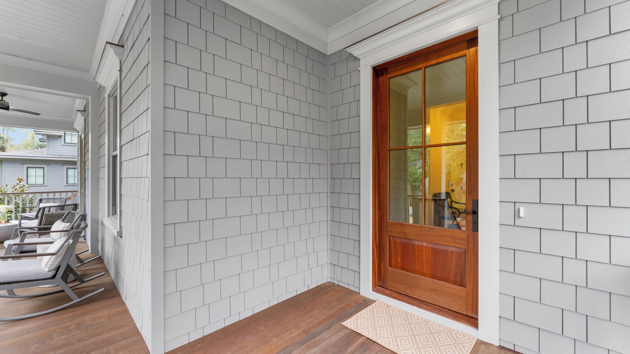 Photo of Patio Balcony in West Beach