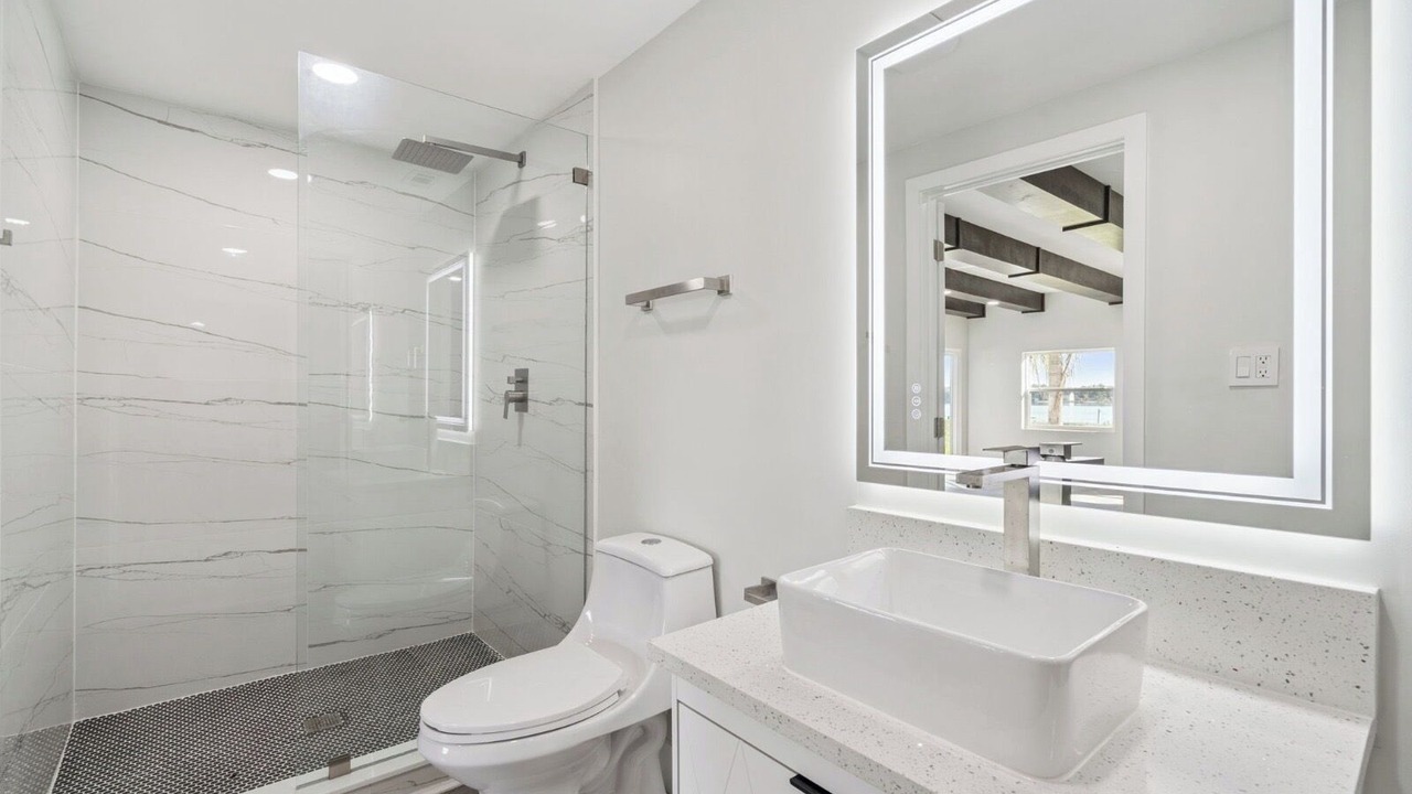 Photo of Bathroom in Pine Castle