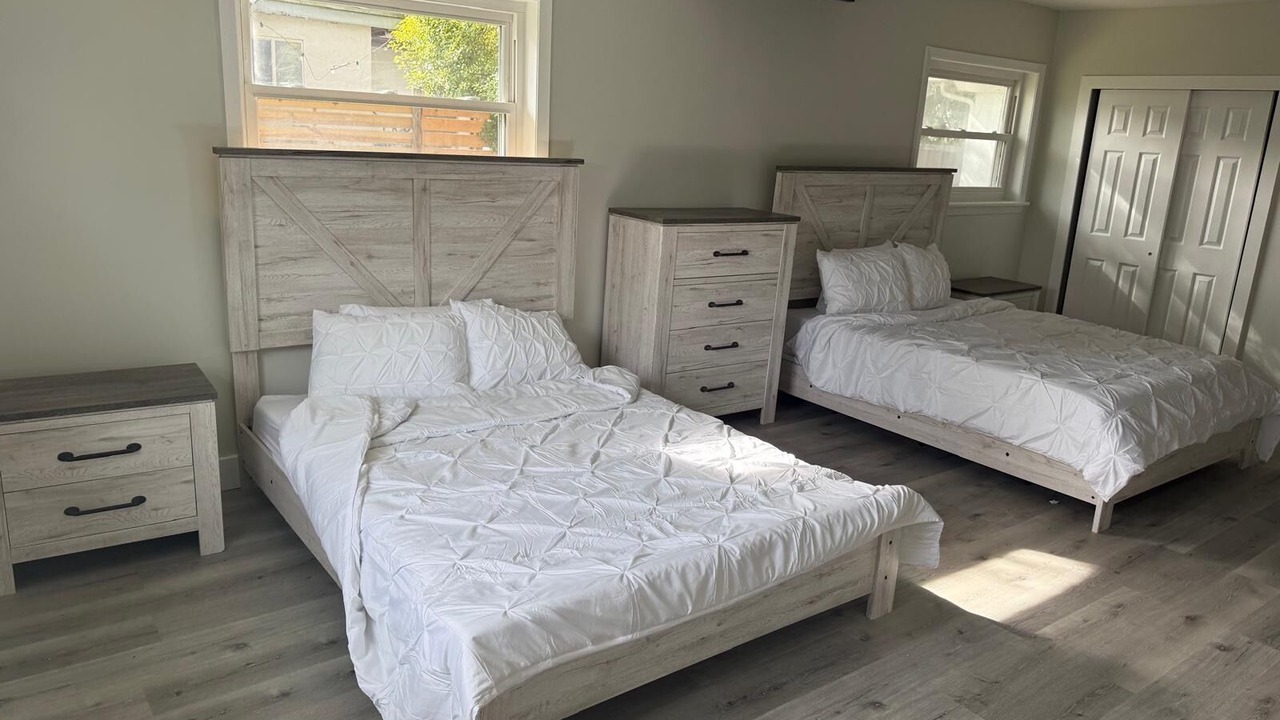 Photo of Bedroom in Pine Castle