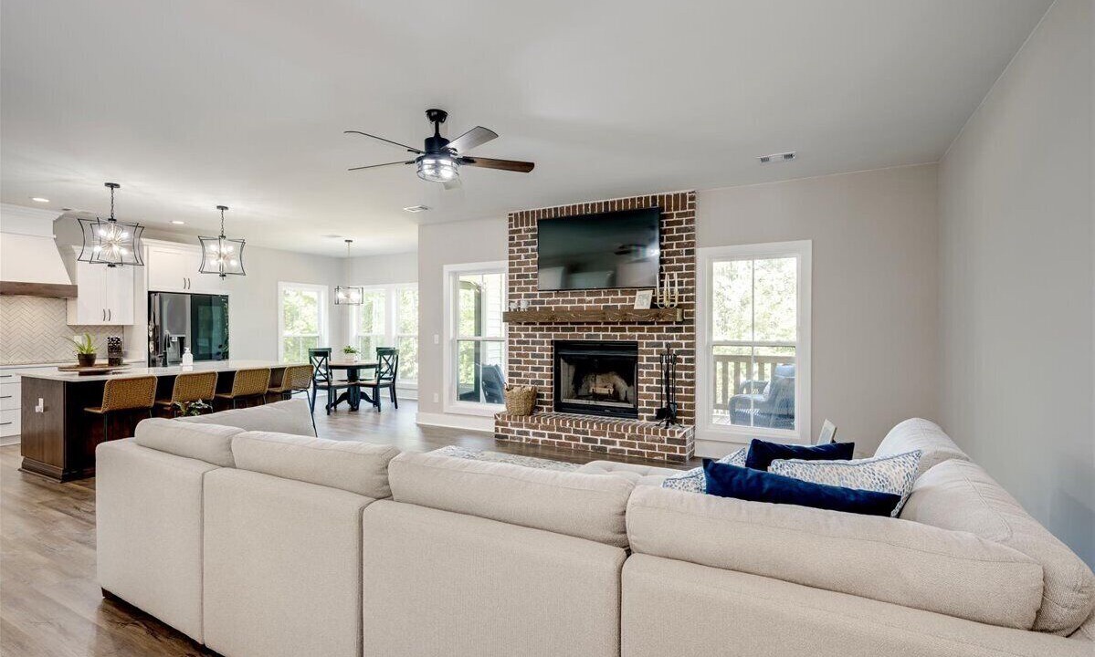 Photo of Livingroom in Clarks Hill