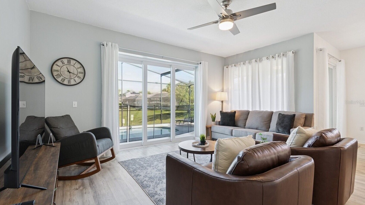 Photo of Bedroom in Sunset Lakes