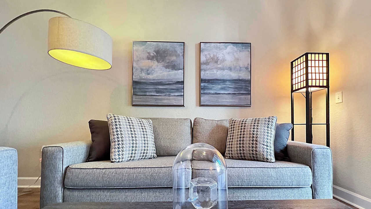 Photo of Livingroom in Carver City - Lincoln Gardens