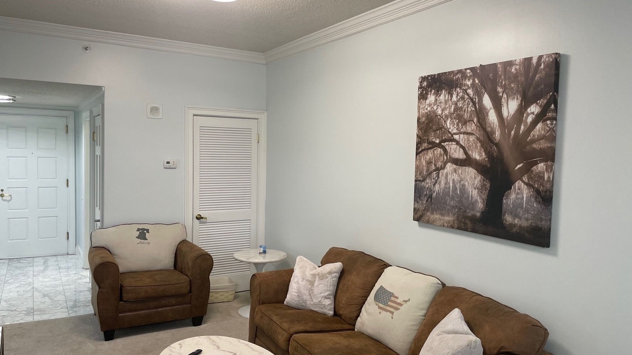 Photo of Livingroom in Downtown