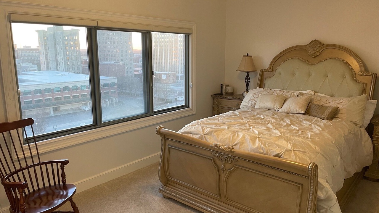 Photo of Bedroom in Downtown