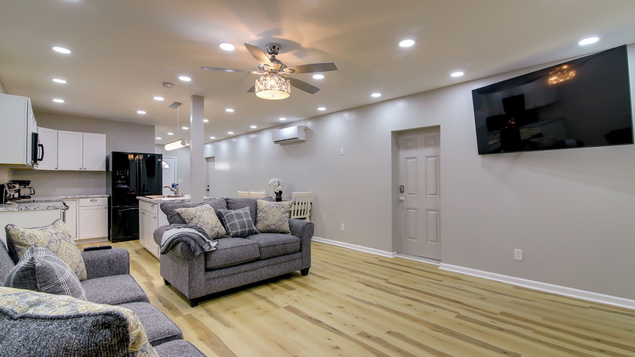 Photo of Livingroom in Banks County