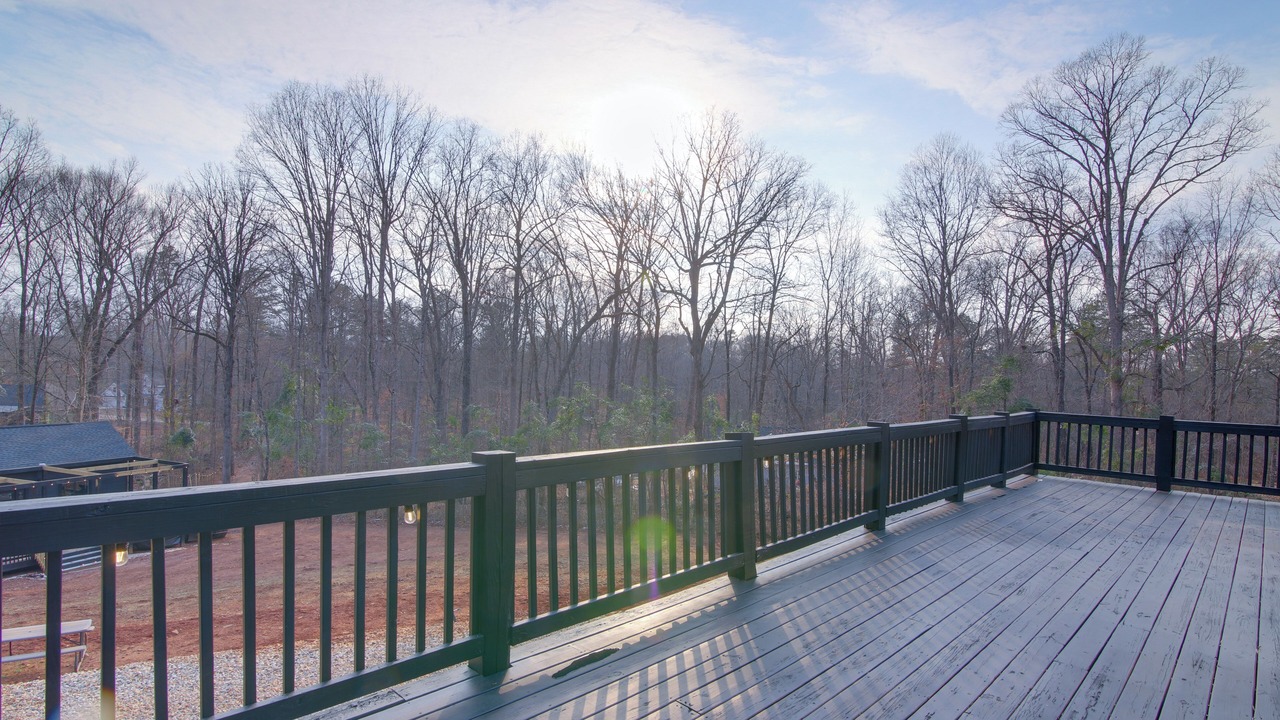 Photo of Patio Balcony in Banks County