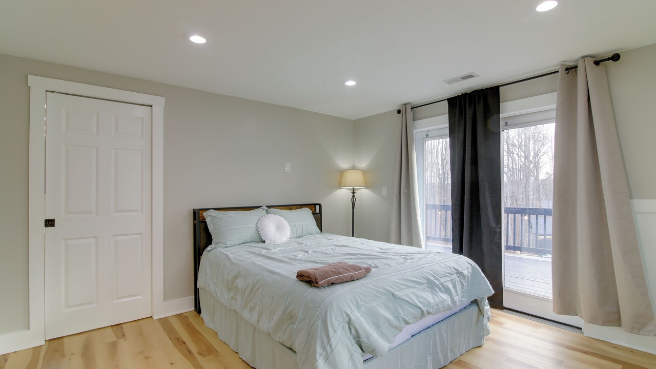 Photo of Bedroom in Banks County