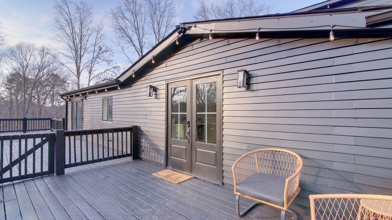 Photo of Patio Balcony in Banks County
