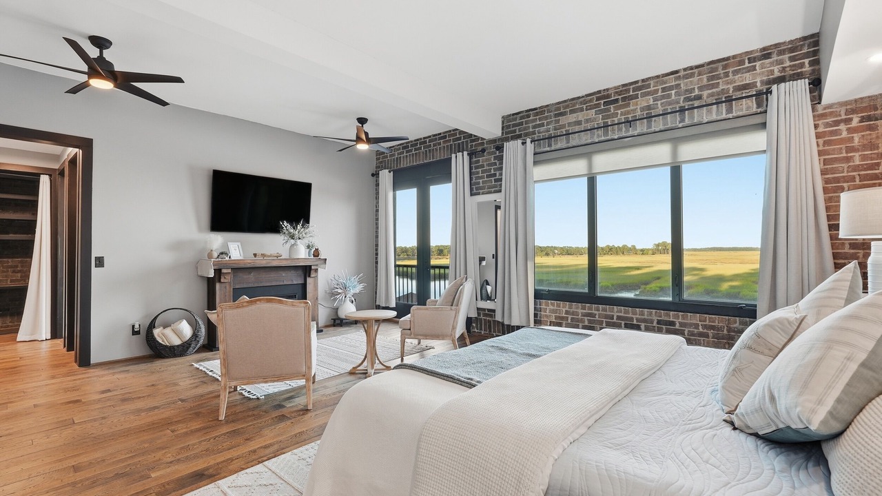 Photo of Bedroom in Midway