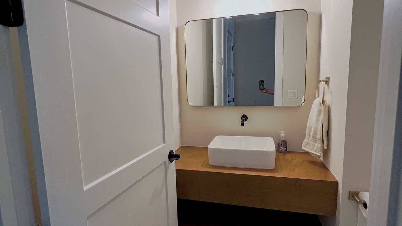 Photo of Bathroom in Appling