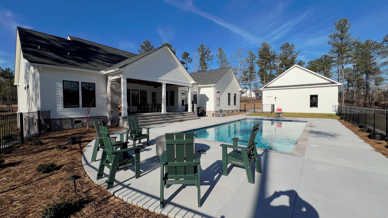 Photo of Outdoor in Appling