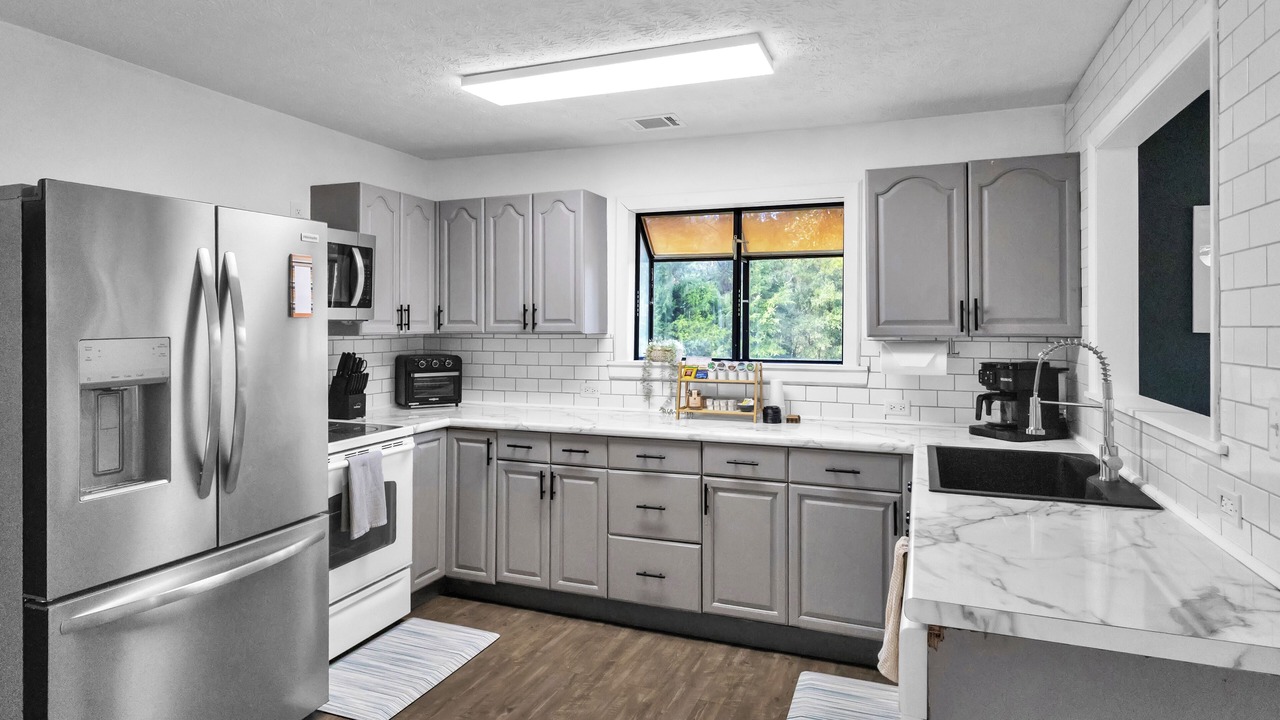Photo of Kitchen in Midway