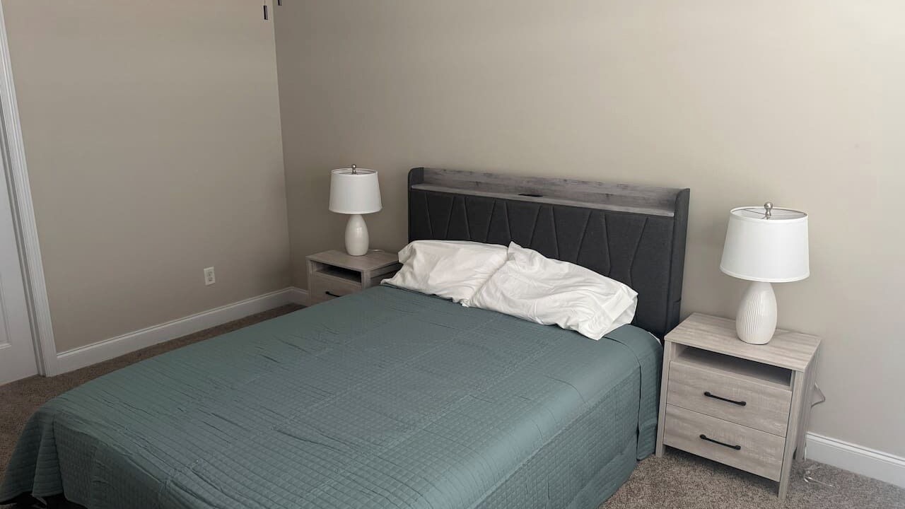 Photo of Bedroom in Midtown