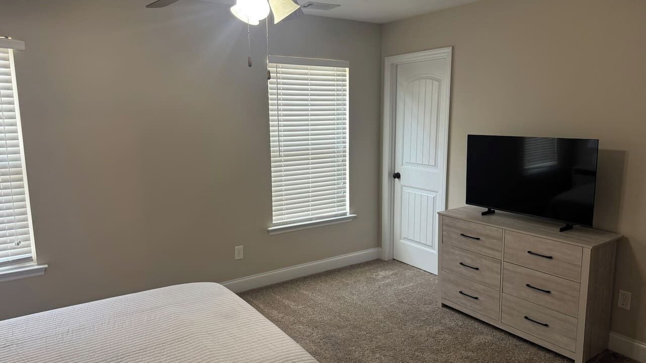 Photo of Bedroom in Midtown