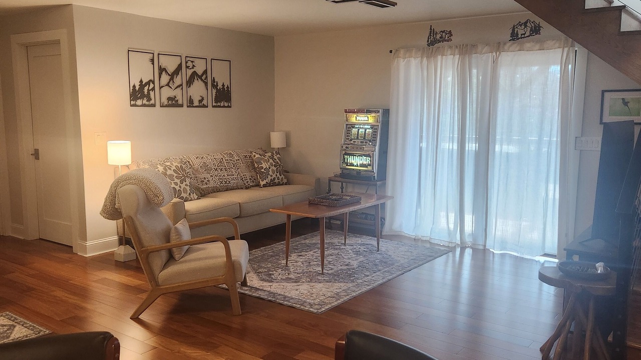 Photo of Livingroom in Tuckasegee