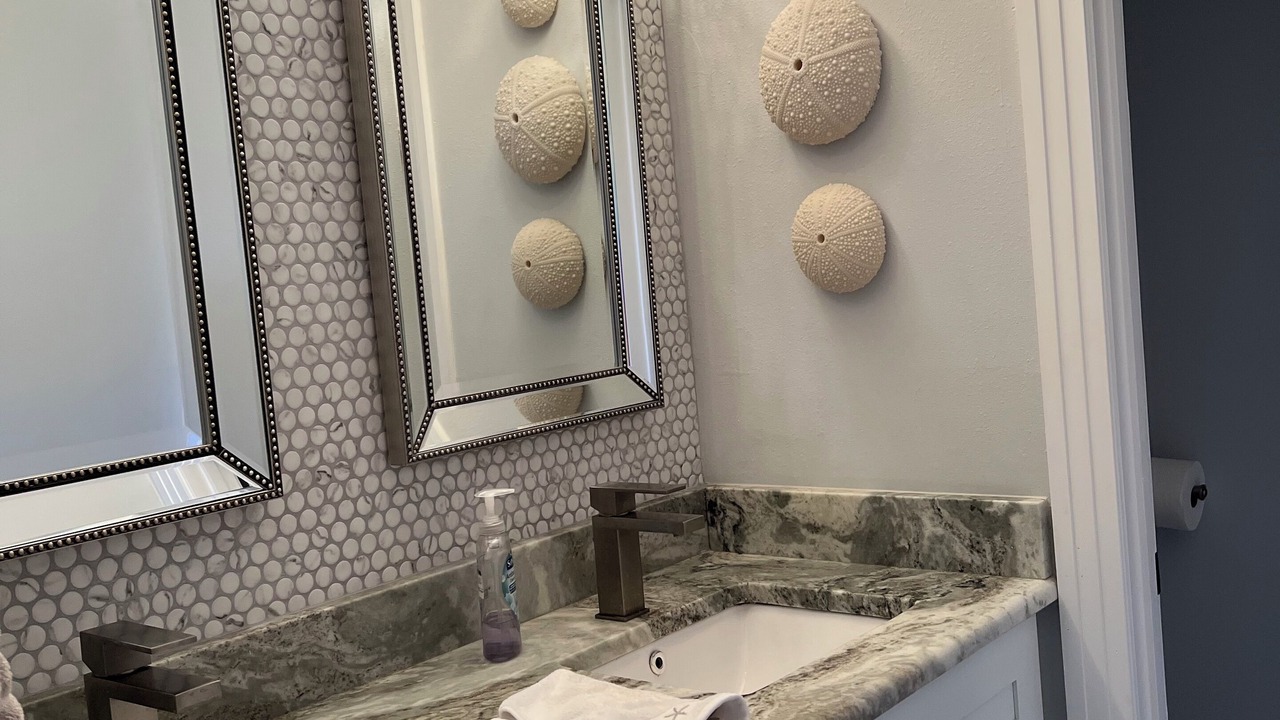 Photo of Bathroom in Hutchinson Island South