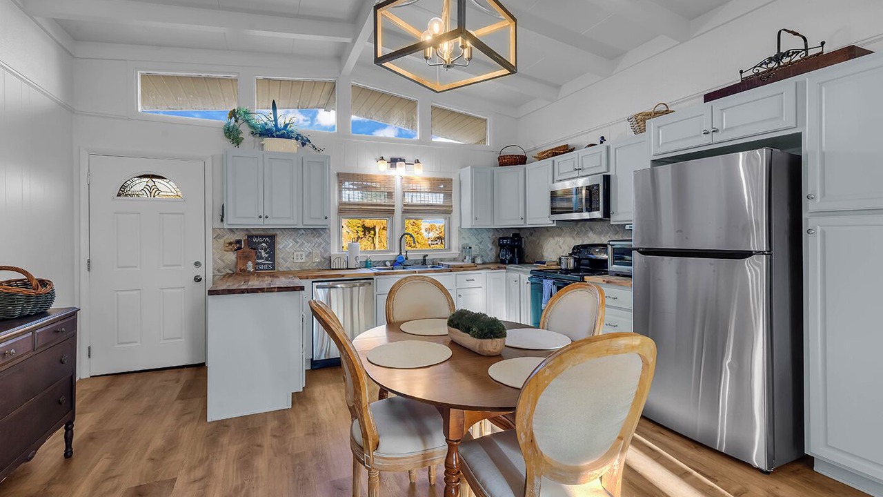 Photo of Kitchen in Inlet Harbour