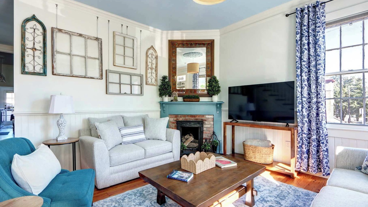 Photo of Livingroom in Beach Institute
